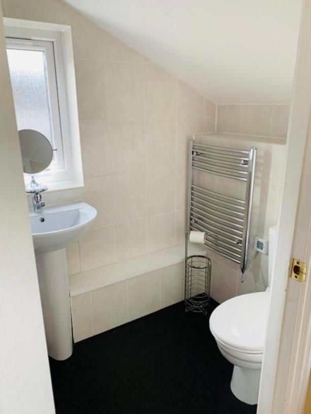 Nevis Rooms - Self Check In With Free Onsite Parking Inverlochy Εξωτερικό φωτογραφία