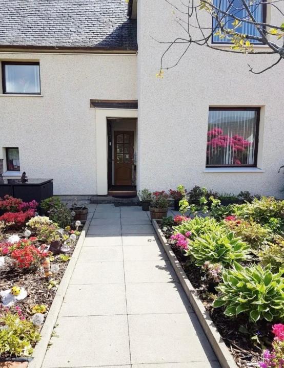 Nevis Rooms - Self Check In With Free Onsite Parking Inverlochy Εξωτερικό φωτογραφία